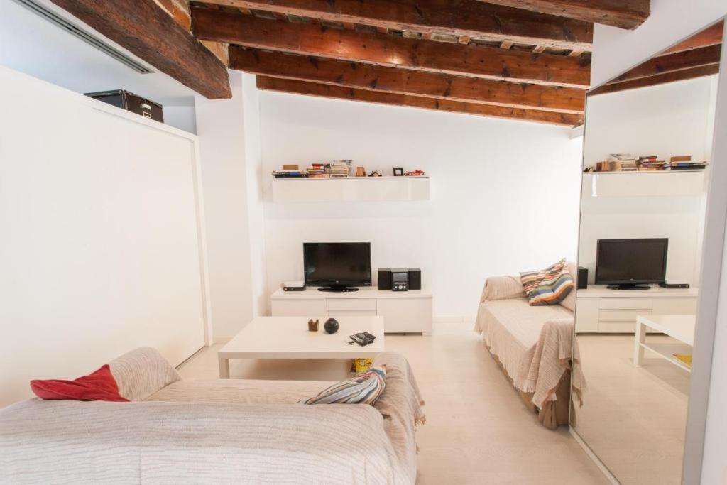Atico Tapineria Apartment Валенсия Екстериор снимка